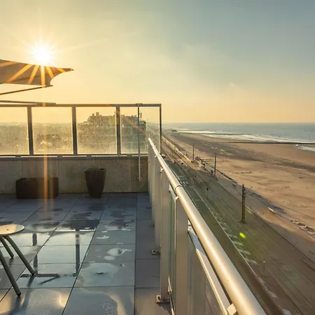 Rooftop Apartment *